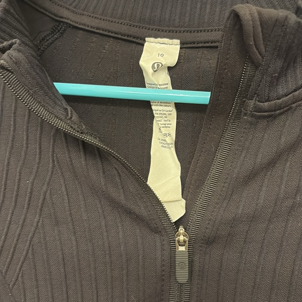 Lululemon Rest Less Cropped Half Zip - Picture 2 of 4